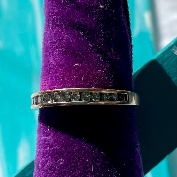 10K Gold and Diamond Ring - Picture 3 of 5